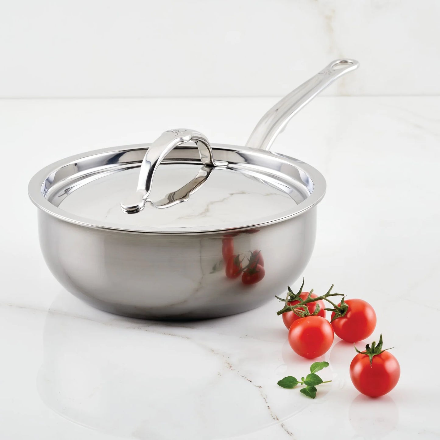 Hestan NanoBond 2qt Covered Saucier