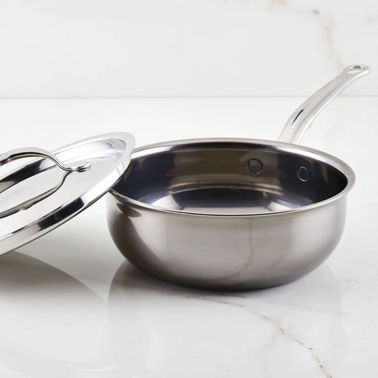 Hestan NanoBond 2qt Covered Saucier