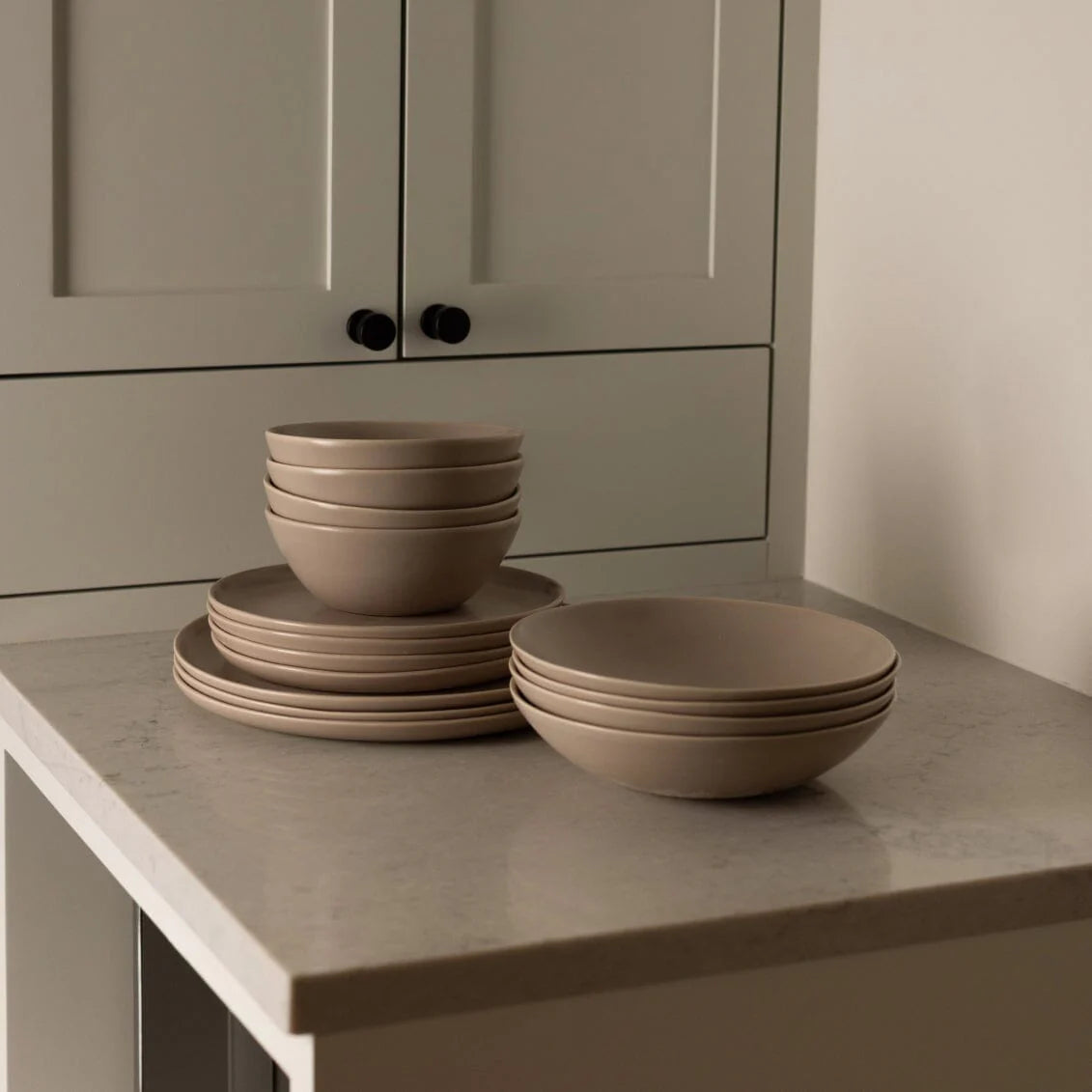 Fable Dinnerware Set - Desert Taupe