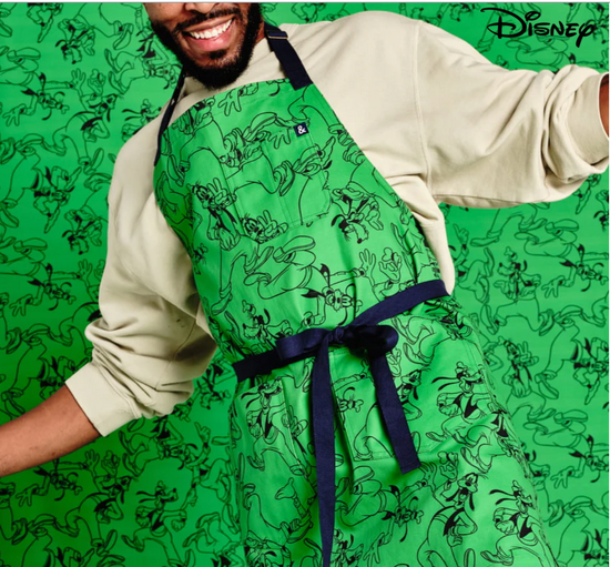 Hedley & Bennett The Essential Apron - Disney's Goofy